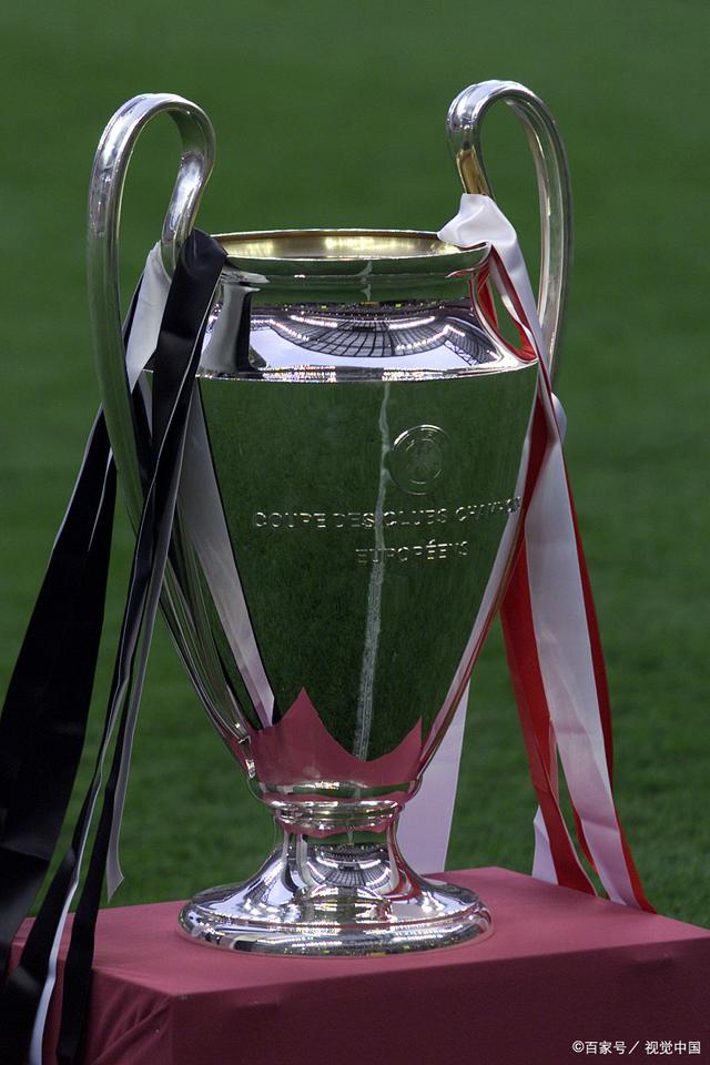 在比赛中受 在比赛中受