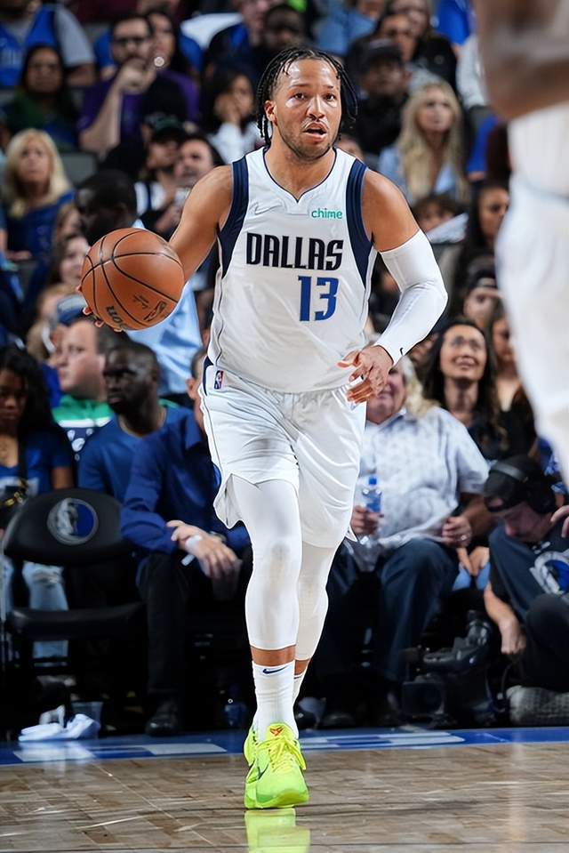 霸主地位的 霸主地位的