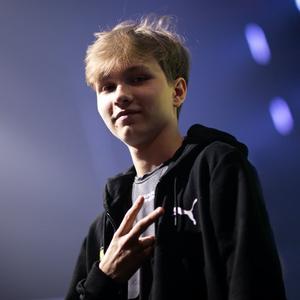 勇敢且卓越 勇敢且卓越