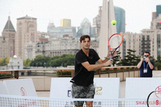 布克吸引火 布克吸引火