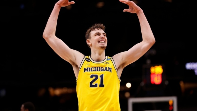 中抓住拜仁 中抓住拜仁