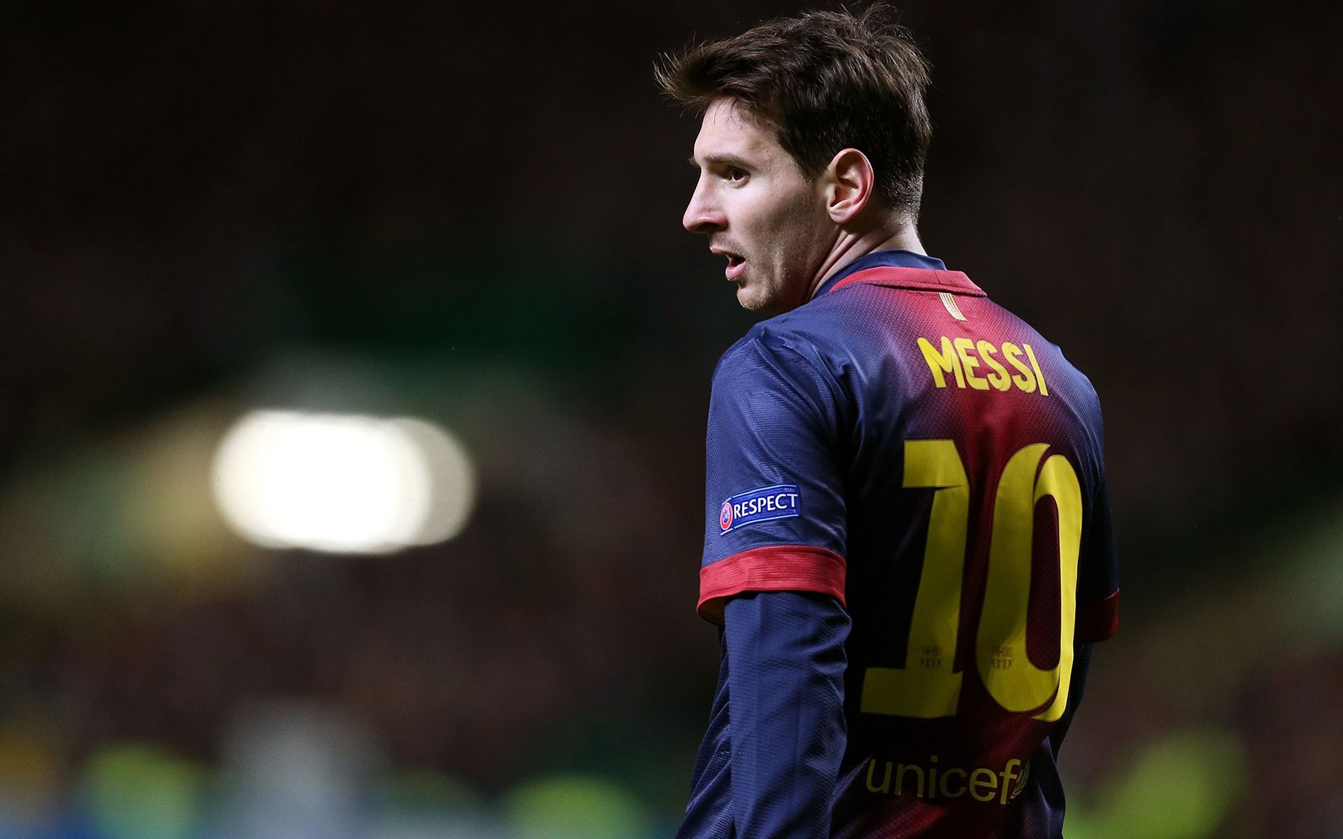 表现突出的 表现突出的