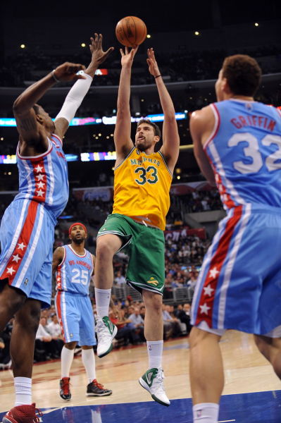 处在被迫选 处在被迫选